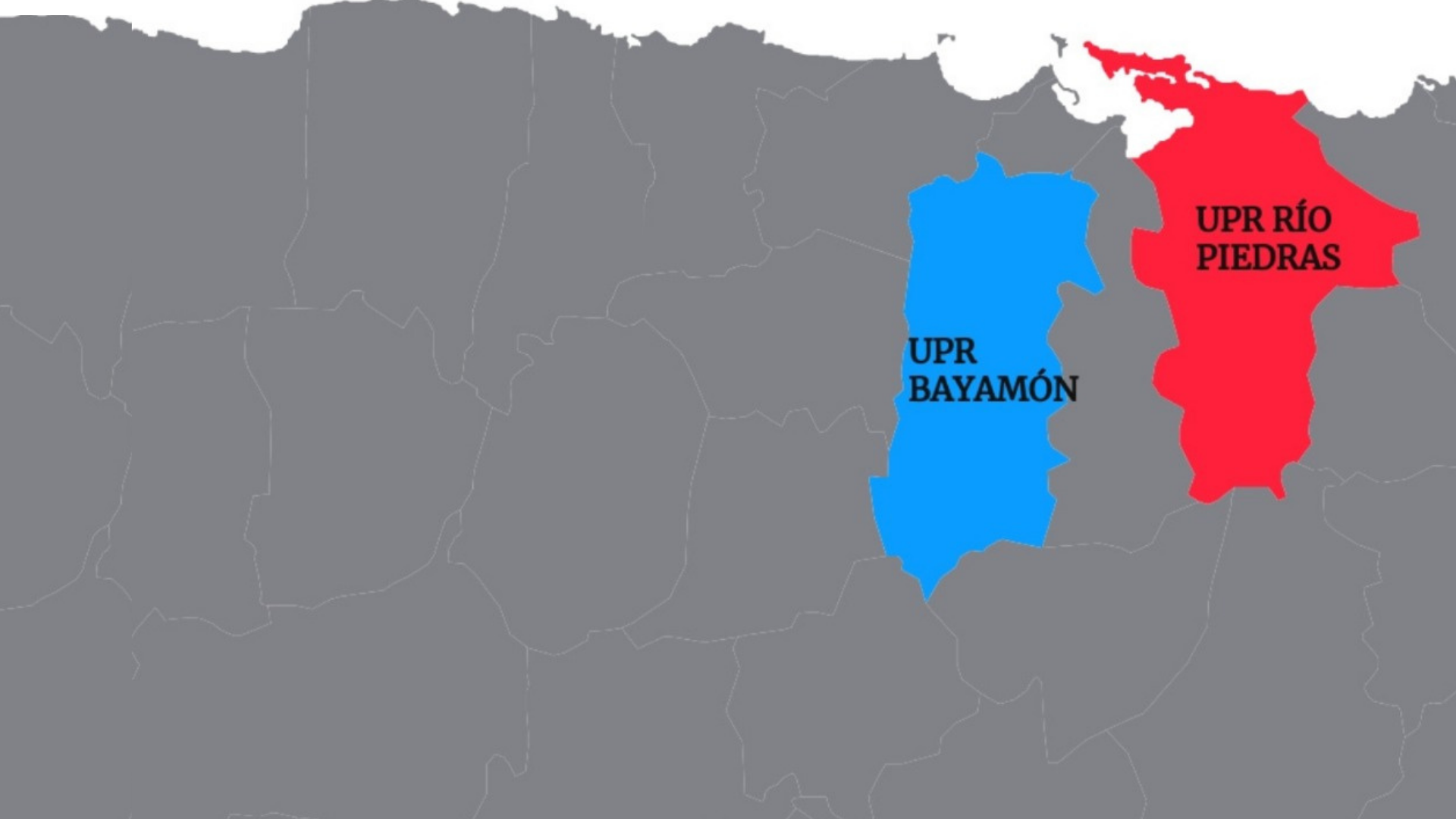 Animación de parte del mapa de Puerto Rico enfocado en Bayamón marcando el pueblo en azul con "UPR Bayamón" como nombre. Igual con San Juan con el color rojo de fondo y las palabras "UPR Río Piedras". En la próxima imagen sale una ruta de Bayamón a San Juan en liñea recta y una bandera en la llegada a San Juan.